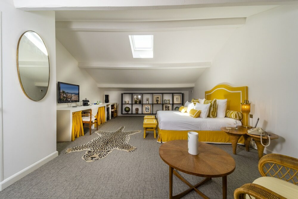 Фото Hôtel Le Y Saint-Tropez