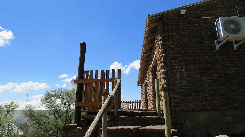 Фото Karoo-Koppie Guesthouse