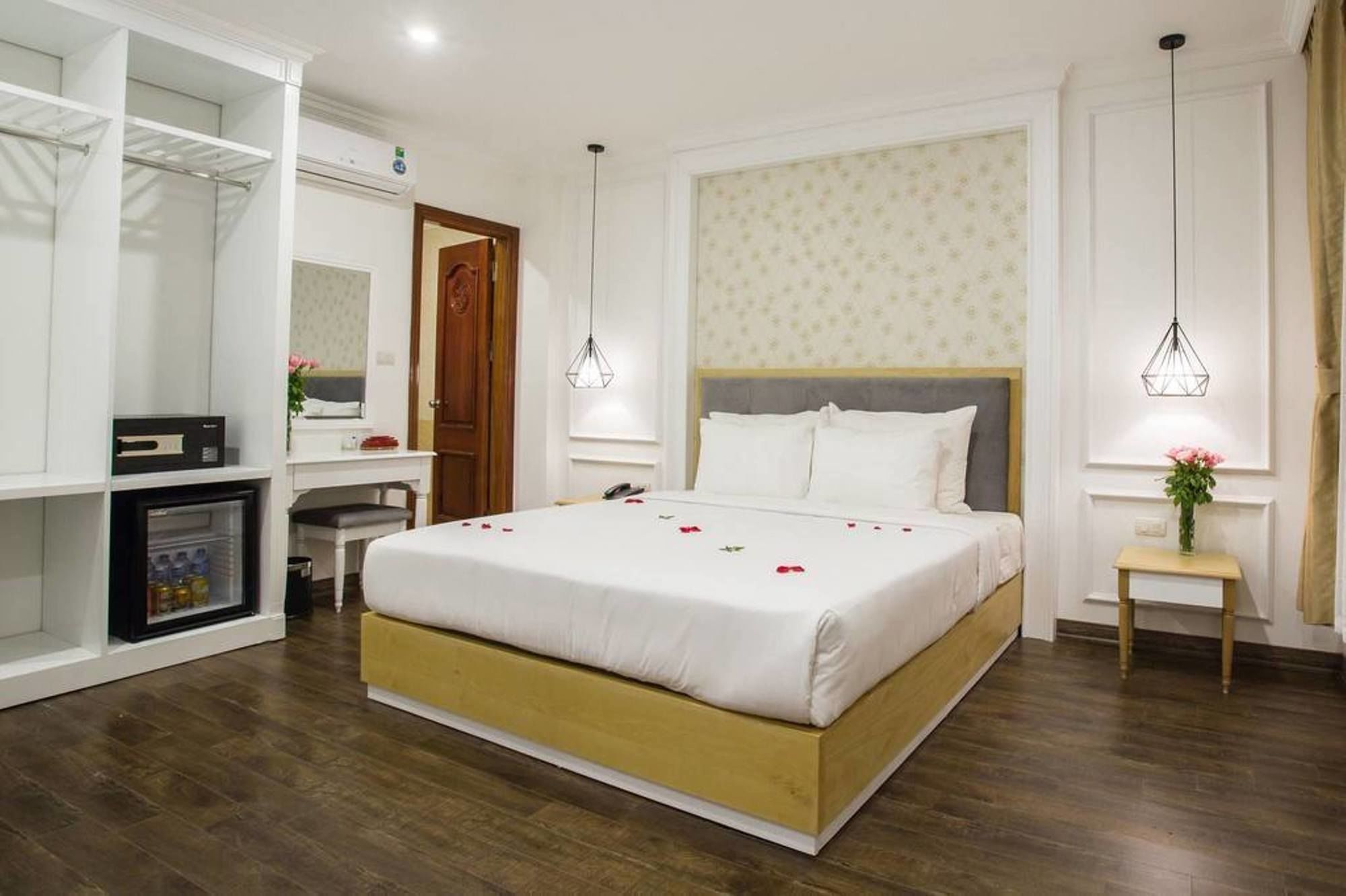 Фото Hanoi A83 Hotel