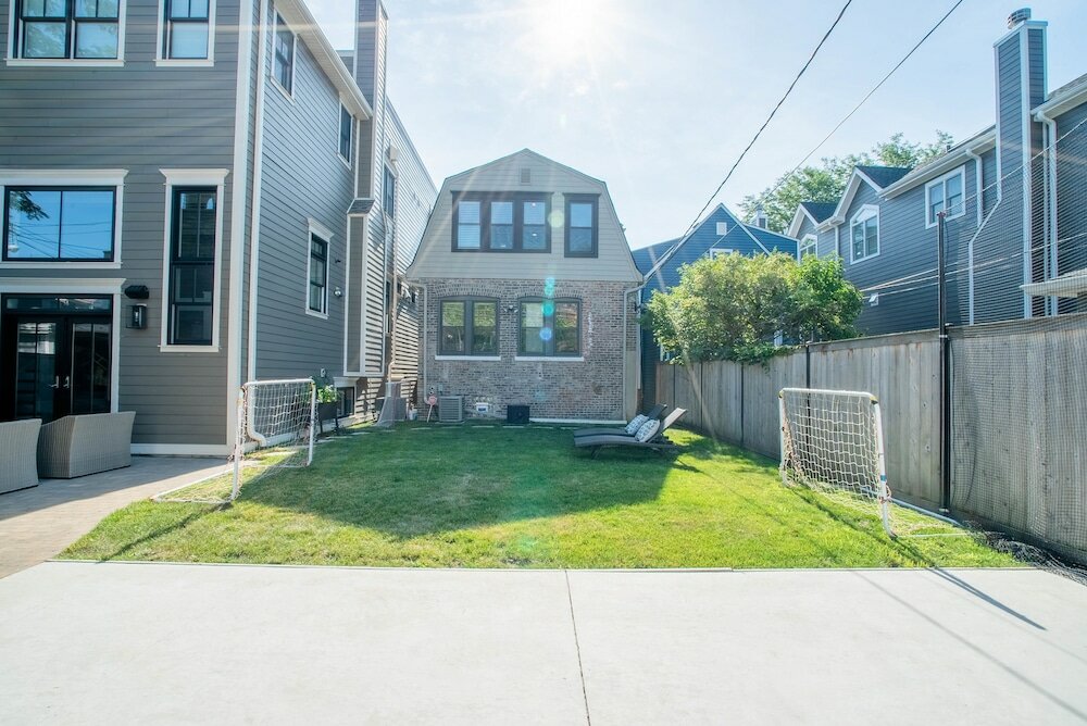 Фото Roscoe Village Guesthouse