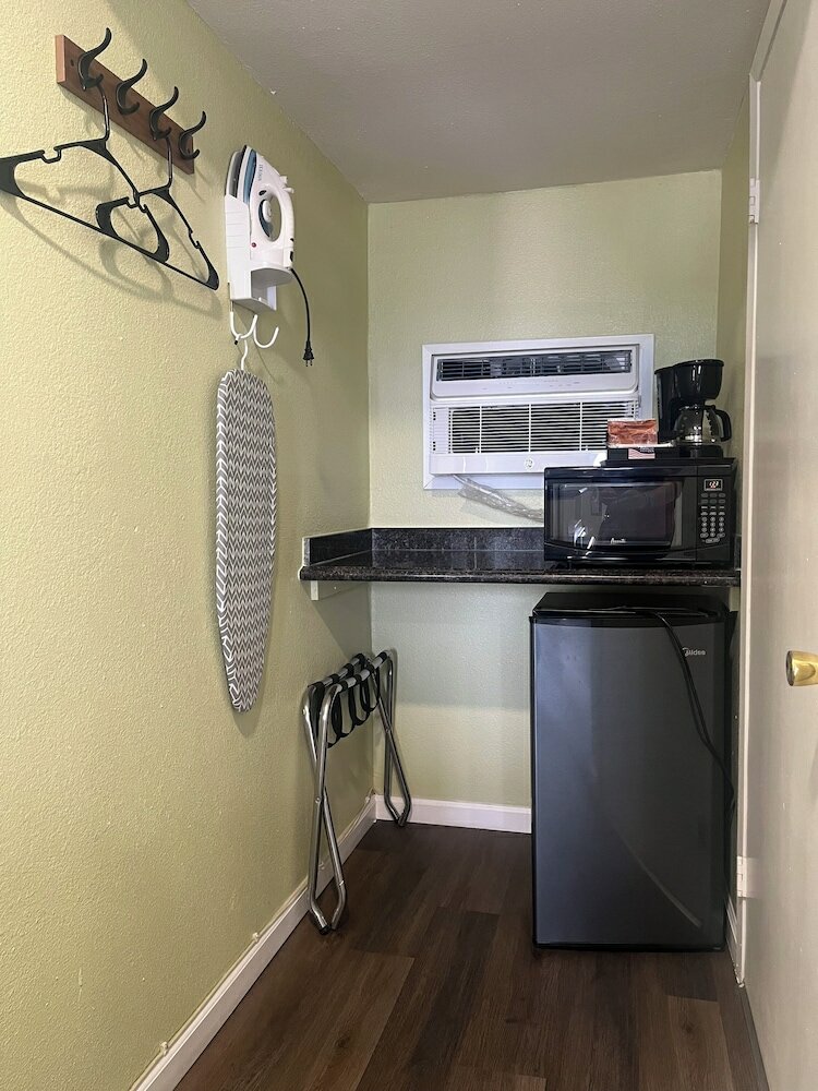 Фото American Inn Grover Beach