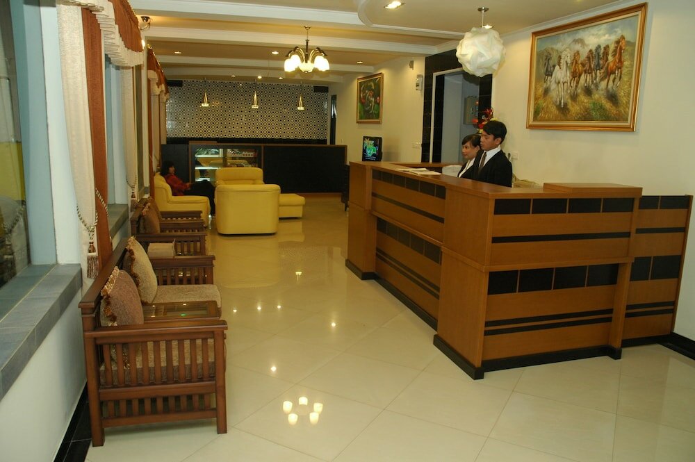 Фото отеля 2