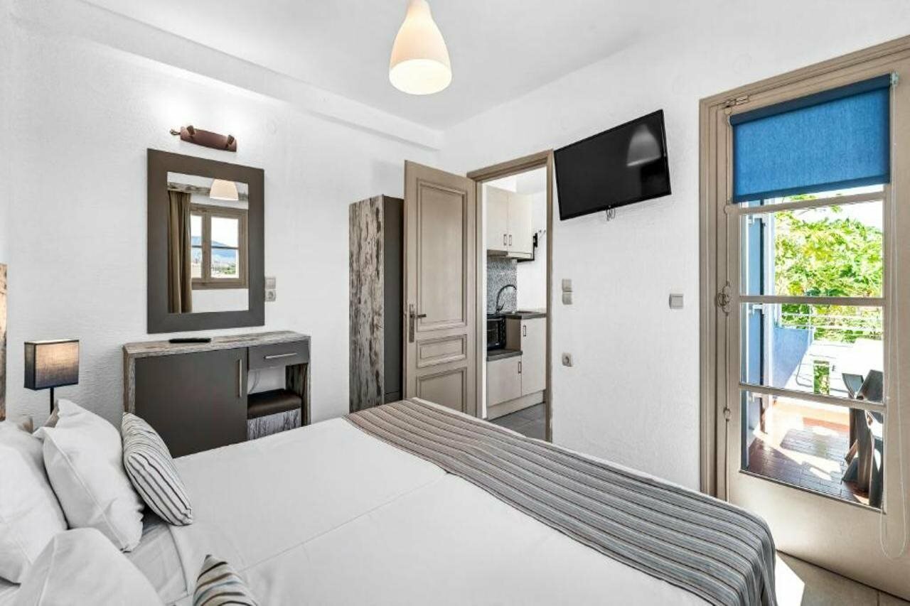 Фото Erato Hotel