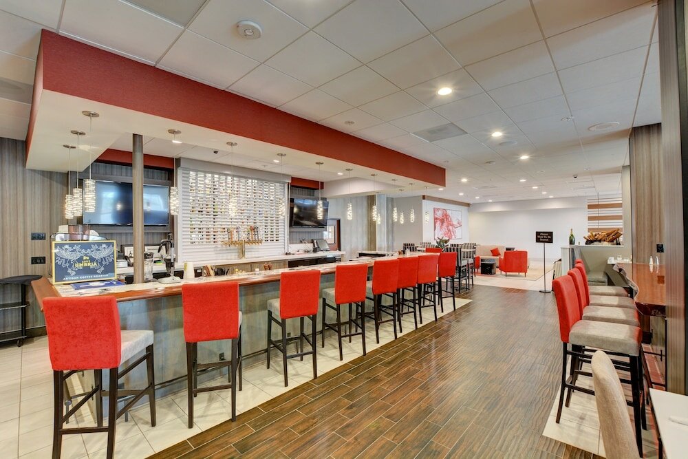 Фото Holiday Inn Salem, an Ihg Hotel