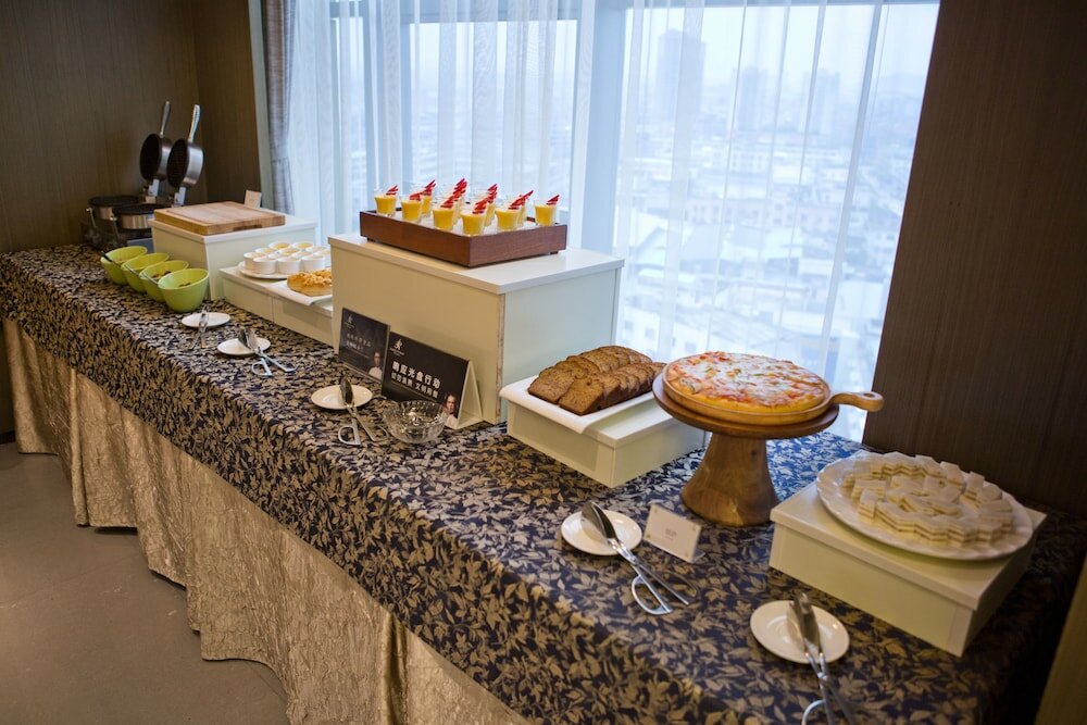 Фото DeRUCCI Hotel