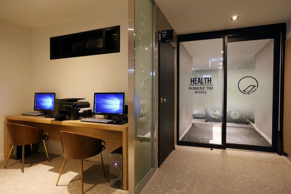 Фото Forest 701 Hotel