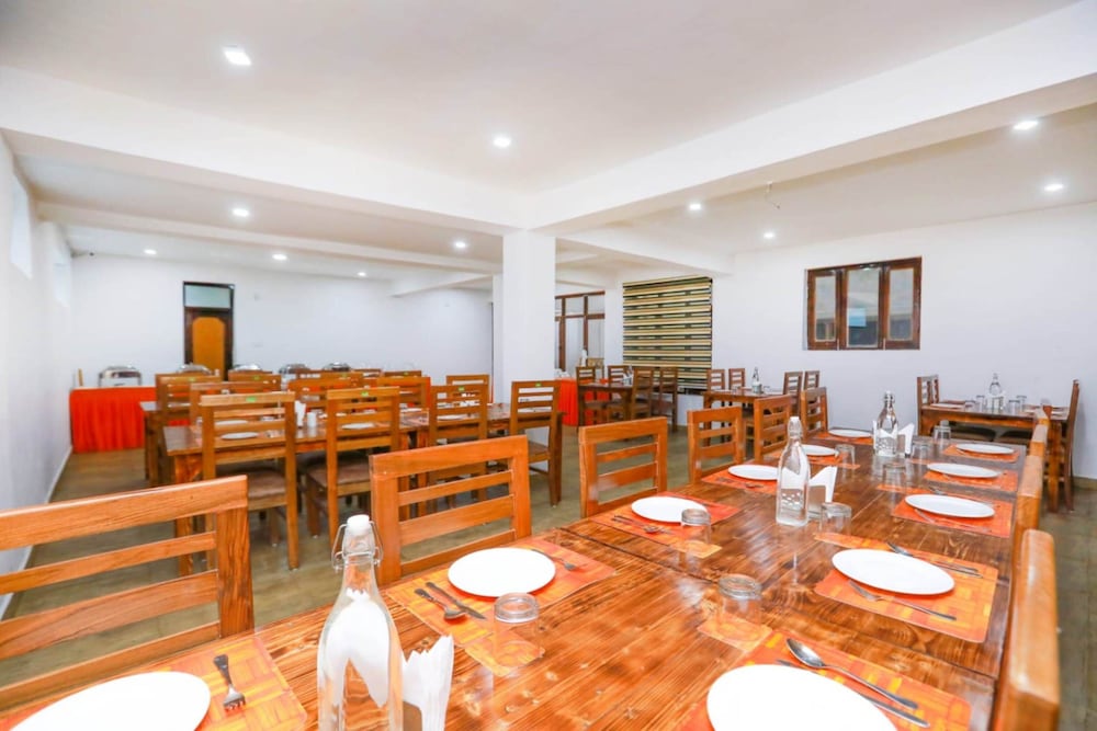 Фото Tih Hotel Sky Desert