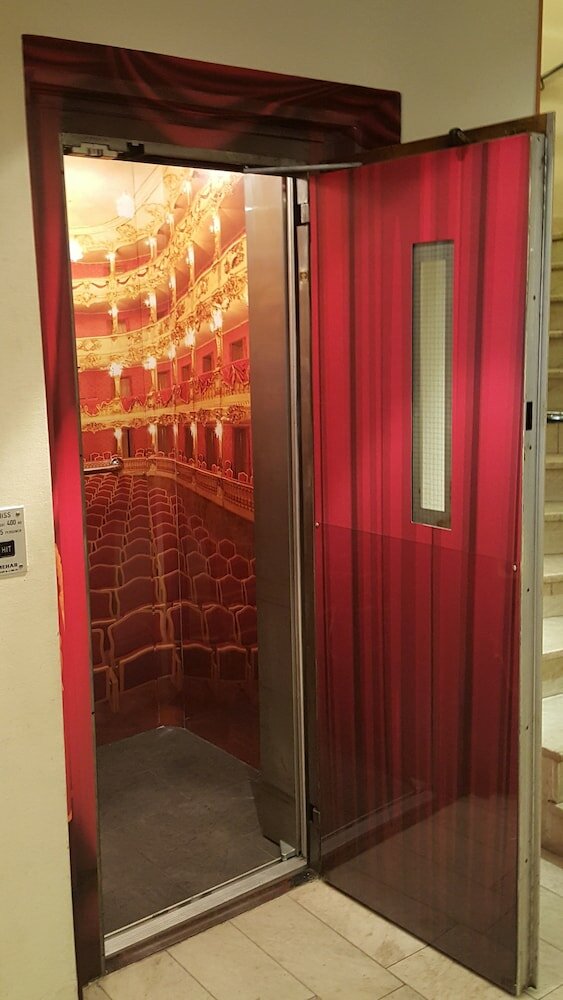 Фото Teaterhotellet