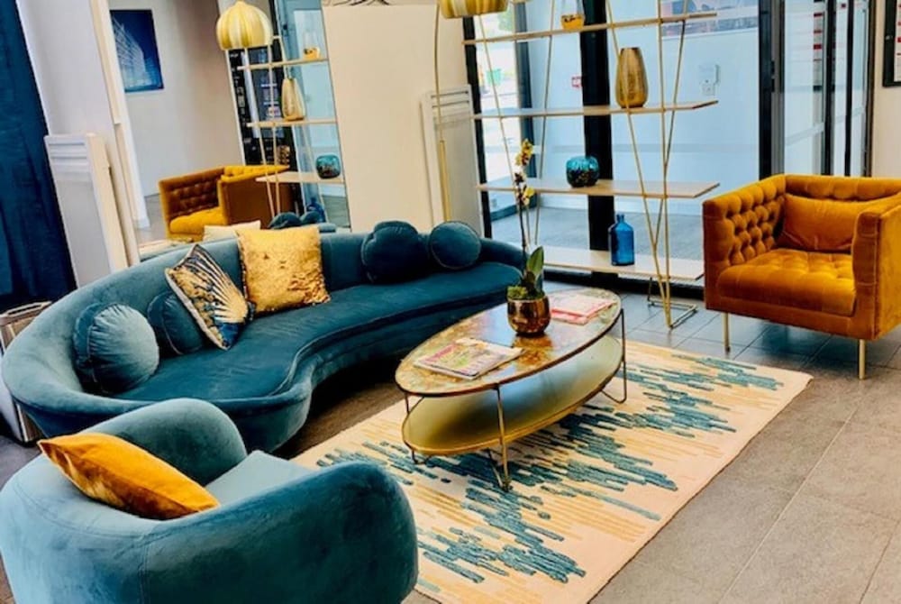 Фото Nanterre - Residhome Appart Hotel Nanterre La Défense