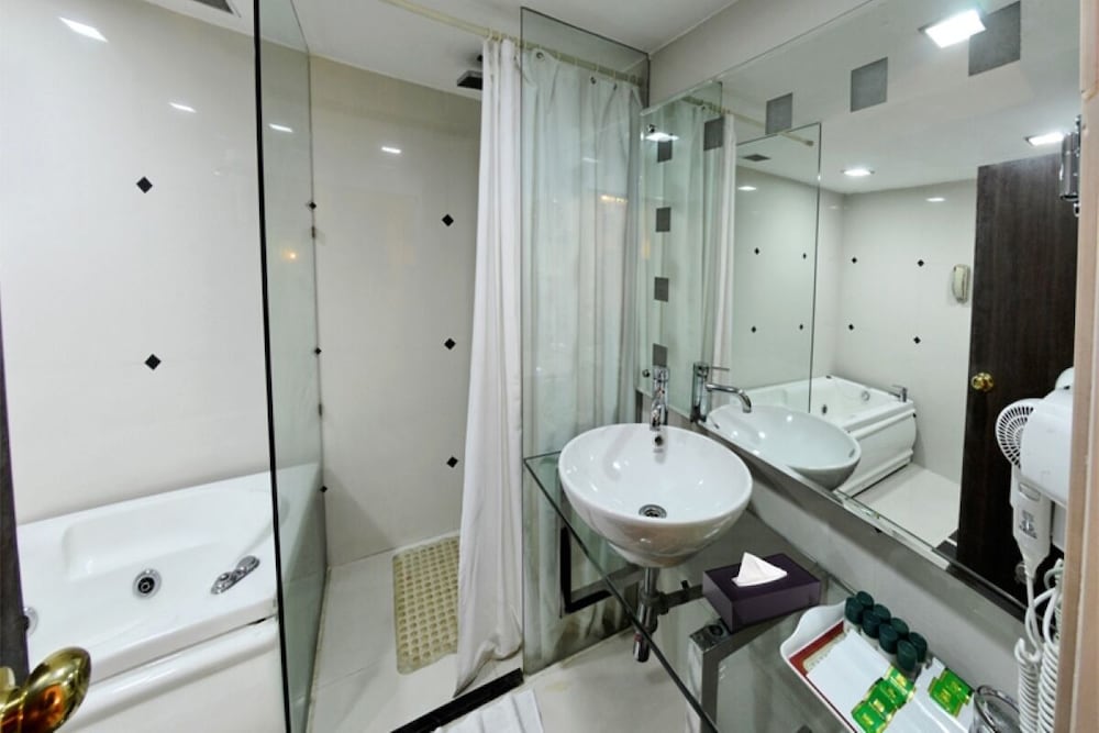 Фото Ambica Empire