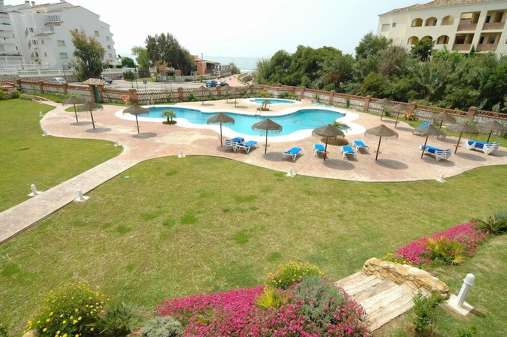 Фото Marbella Beach Resort at Club Playa Real