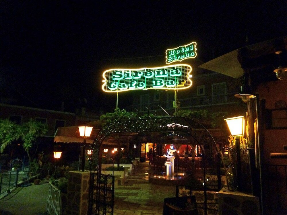 Фото Hotel Sirena Beach