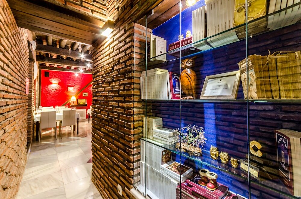 Фото Hotel Yit Abentofail