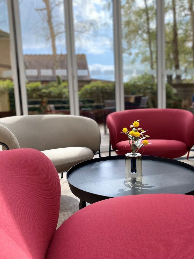 Фото Holiday Inn Express Windsor, an Ihg Hotel