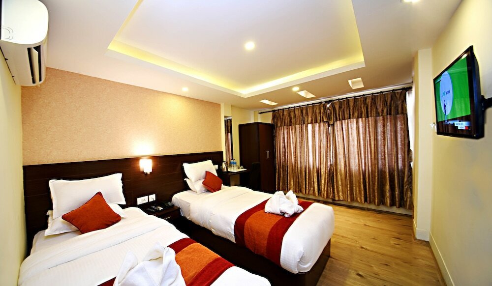 Фото Hotel Sapana Garden