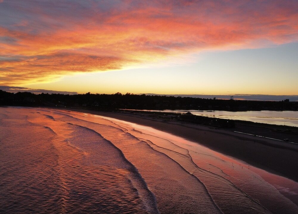 Фото Atlantic Beach Hotel Newport
