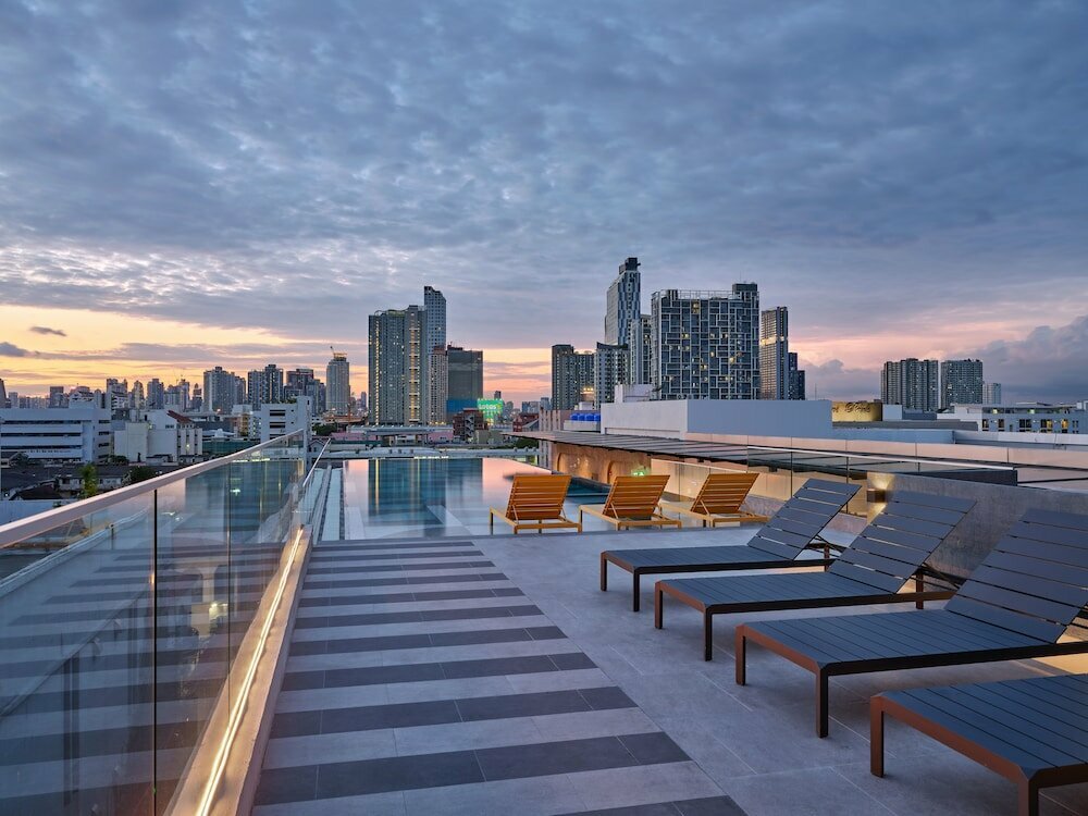 Hotel The Quarter Onnut by Uhg, Bangkok, photo
