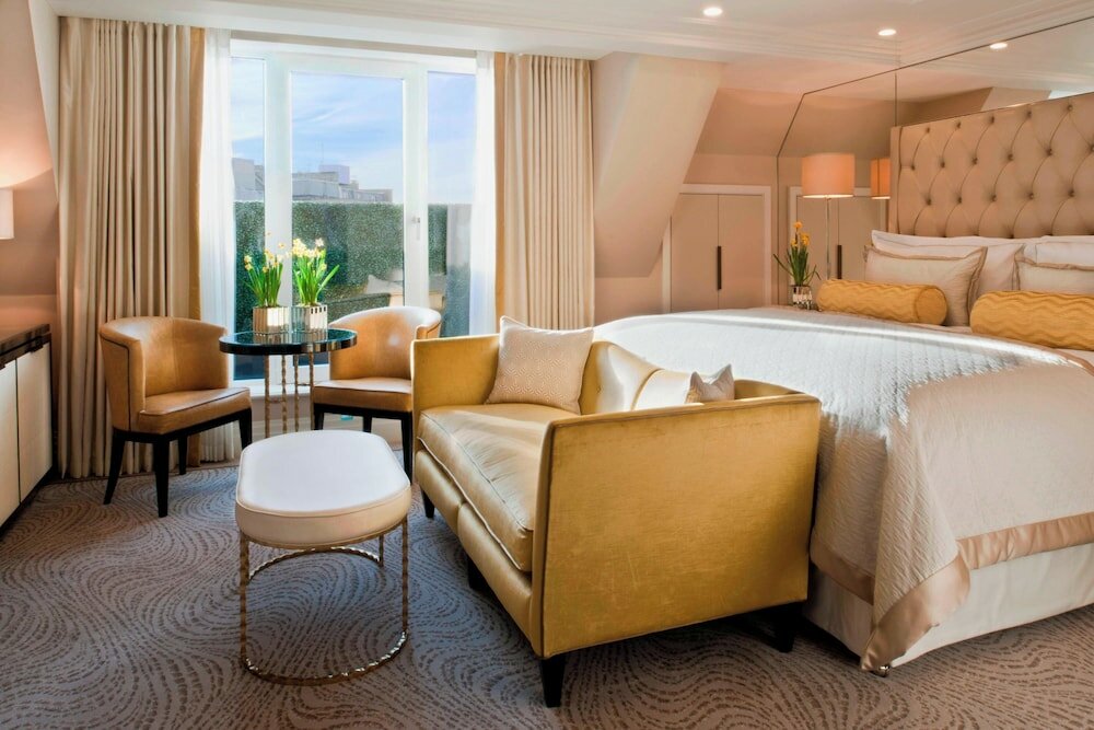 Фото The Wellesley Knightsbridge, a Luxury Collection Hotel, London
