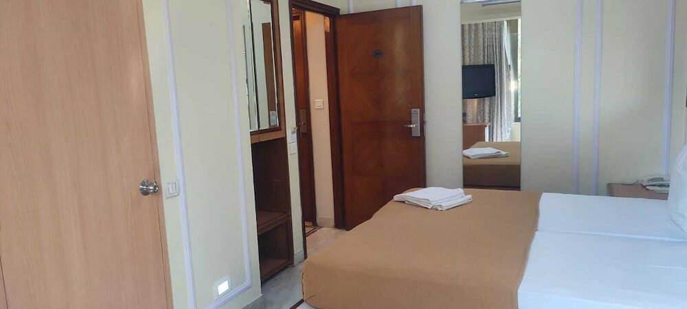 Фото Royal Park Hotel