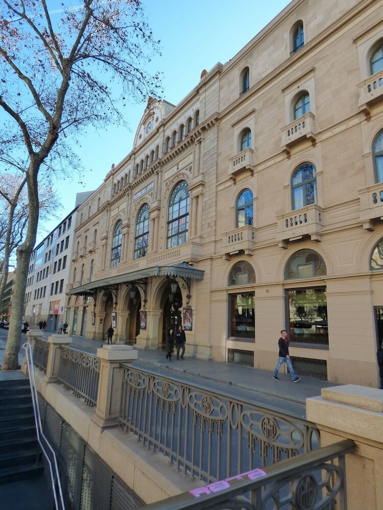 Фото Hotel Moderno Barcelona