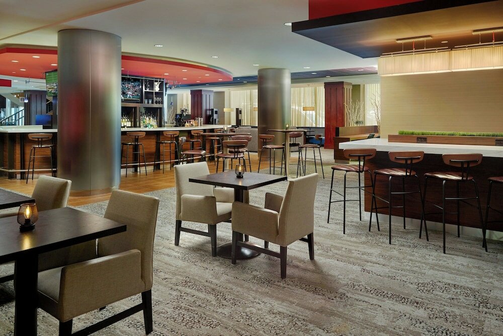 Фото Courtyard by Marriott Arlington Crystal City/Reagan National