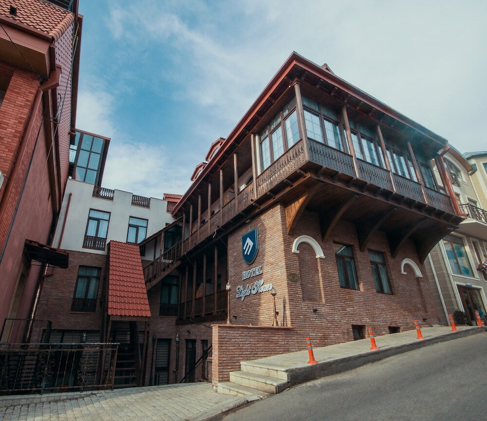 Фото отеля 1