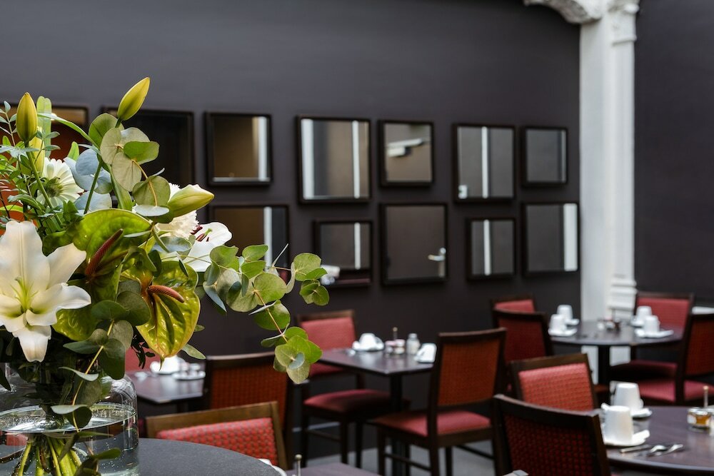 Фото Escale Oceania Marseille Vieux Port