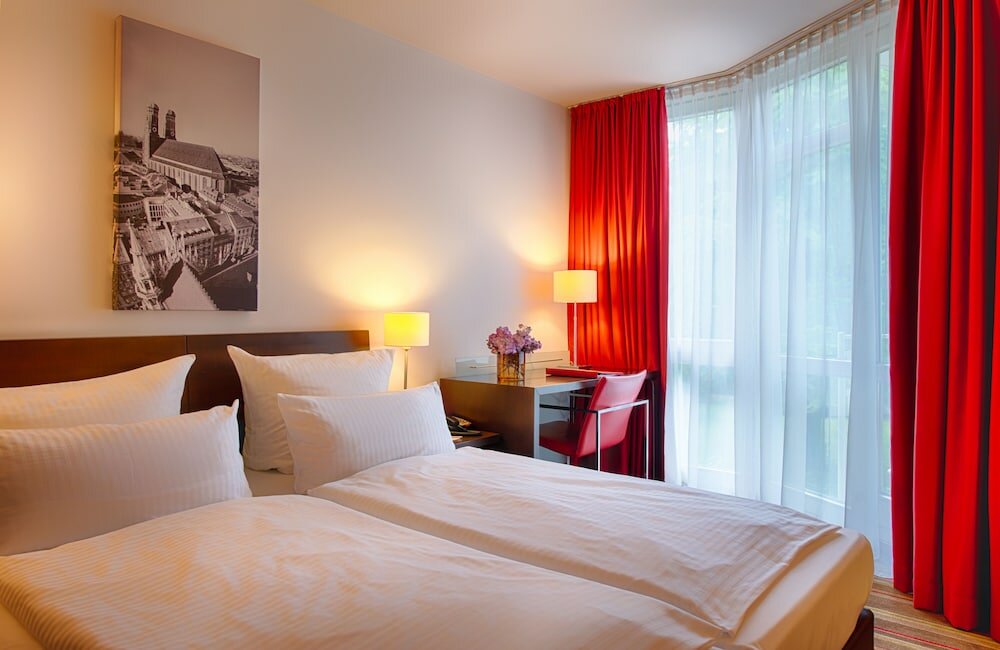 Фото отеля 3