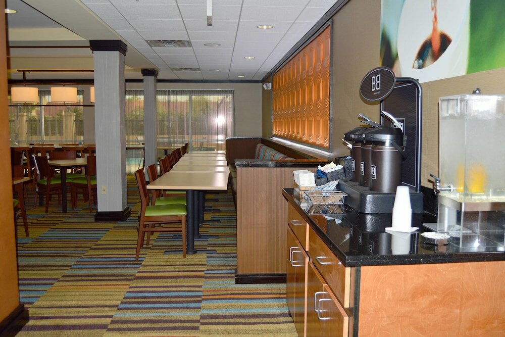 Фото Fairfield Inn & Suites by Marriott Channelview