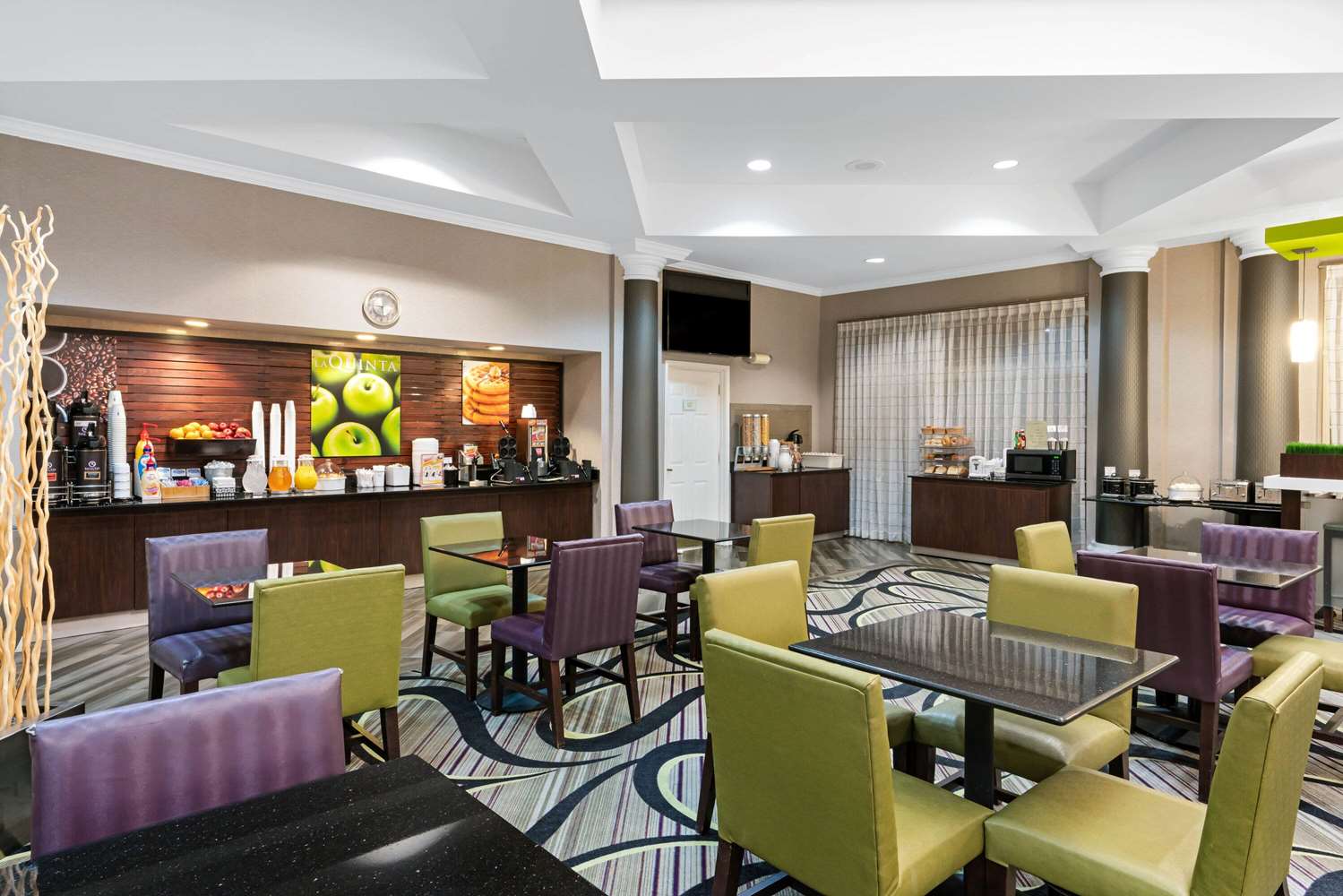 Фото La Quinta Inn & Suites by Wyndham Mesa Superstition Springs