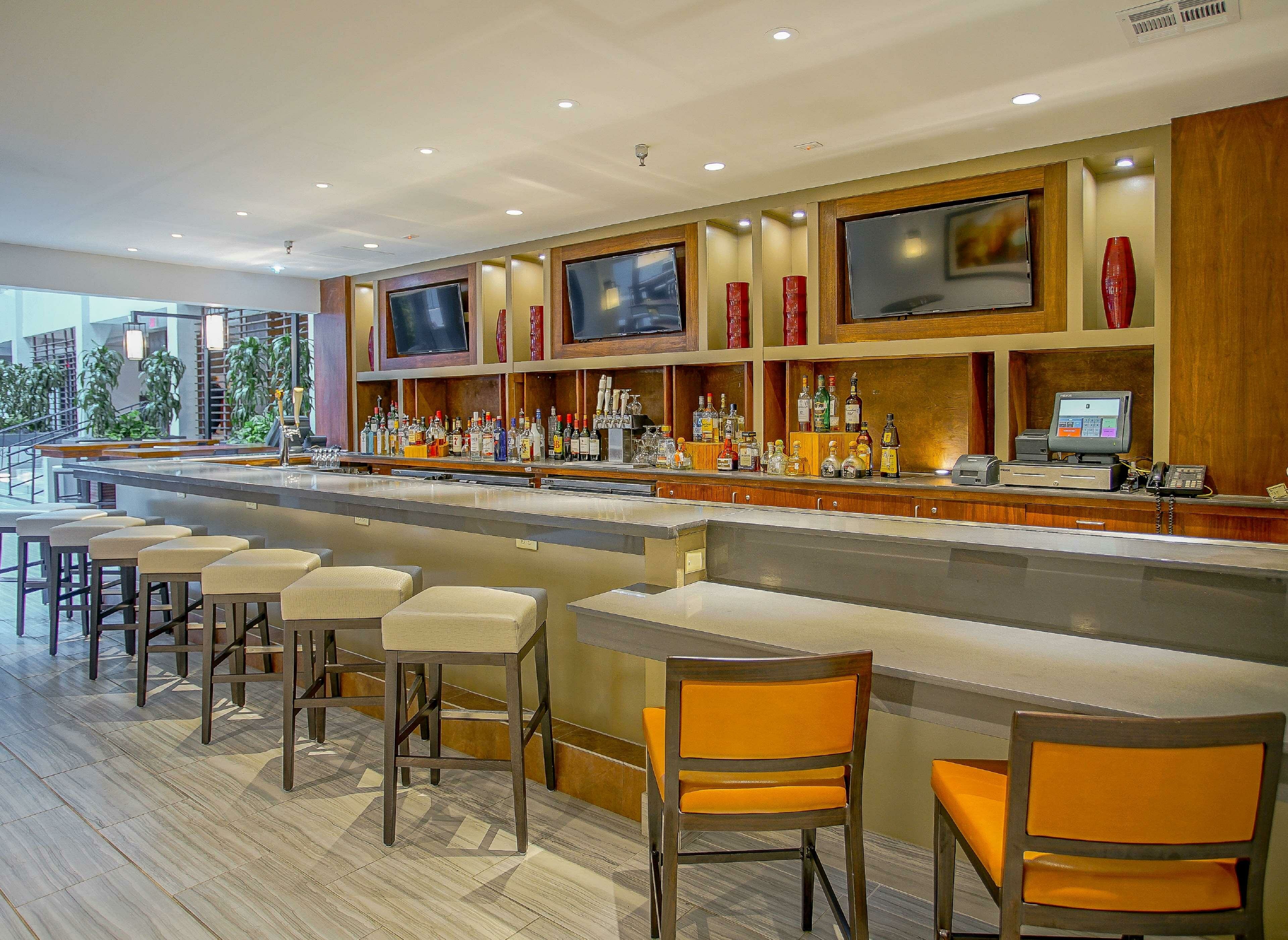 Фото Embassy Suites by Hilton San Antonio Nw I-10