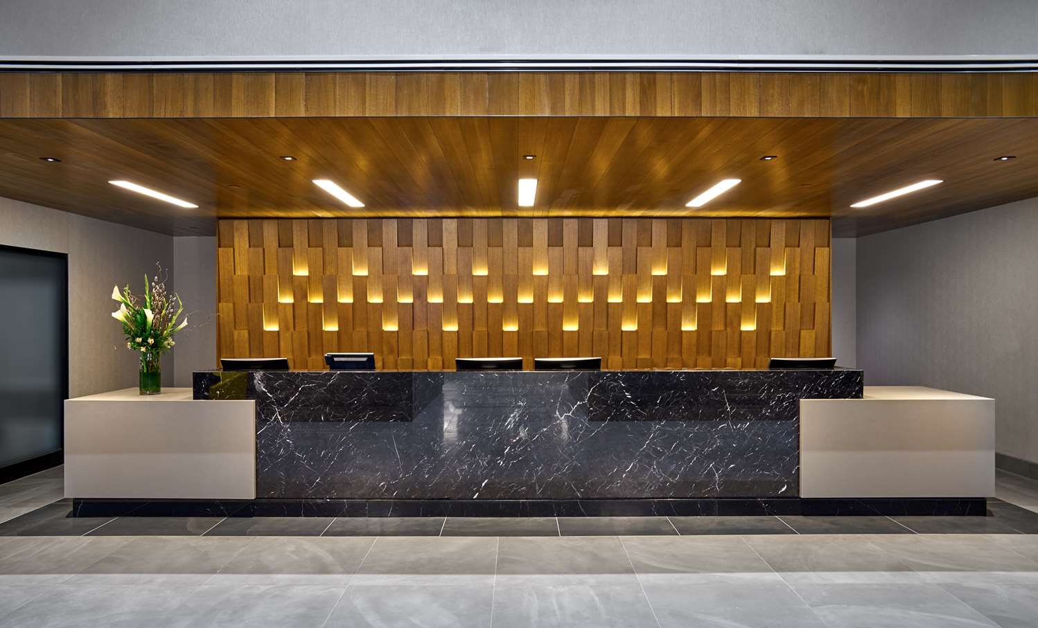 Фото Hilton Des Moines Downtown