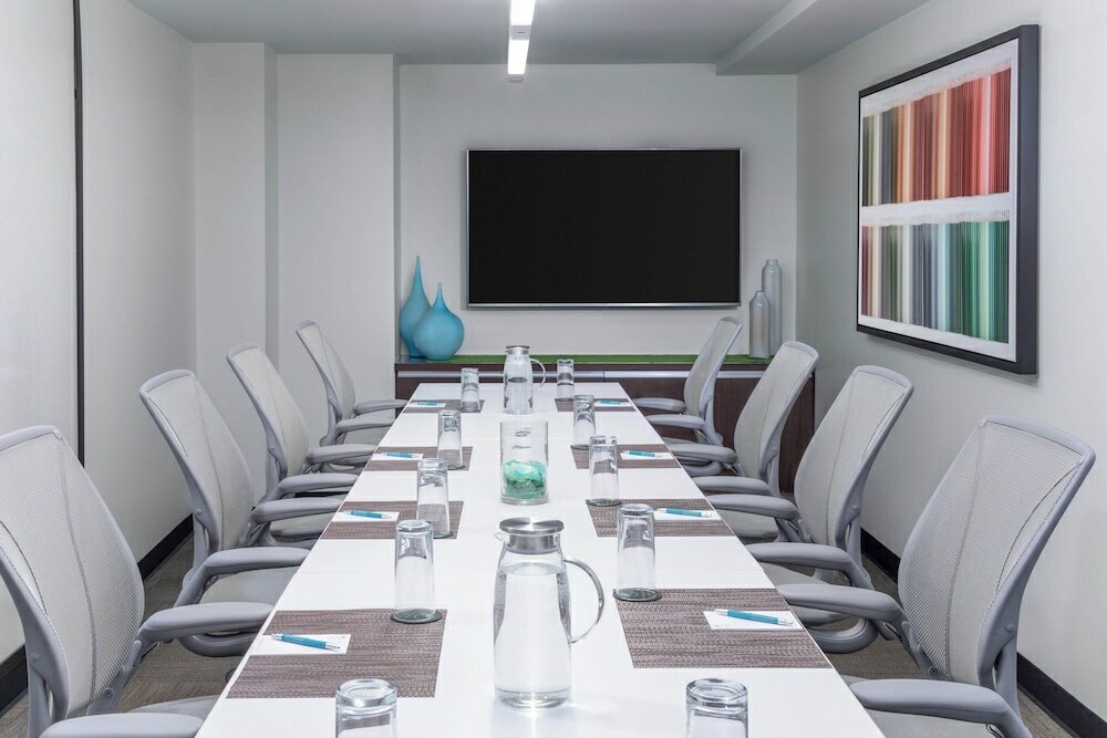 Фото Element New York Times Square West