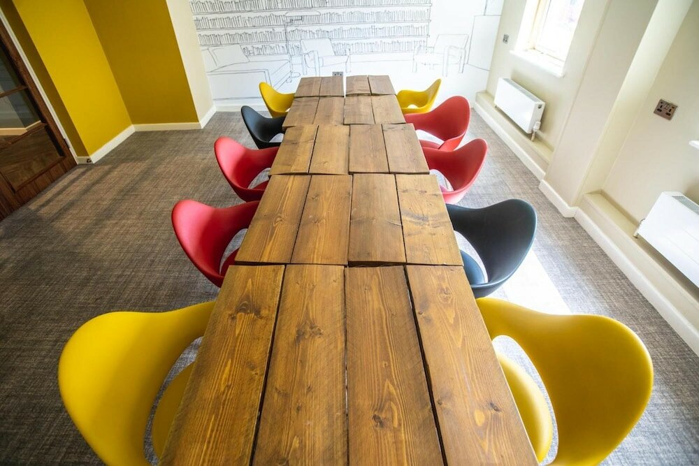 Фото Jonas Hotel