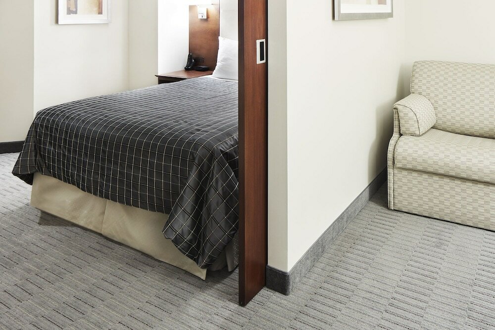 Фото Club Quarters Hotel, Wacker at Michigan, Chicago