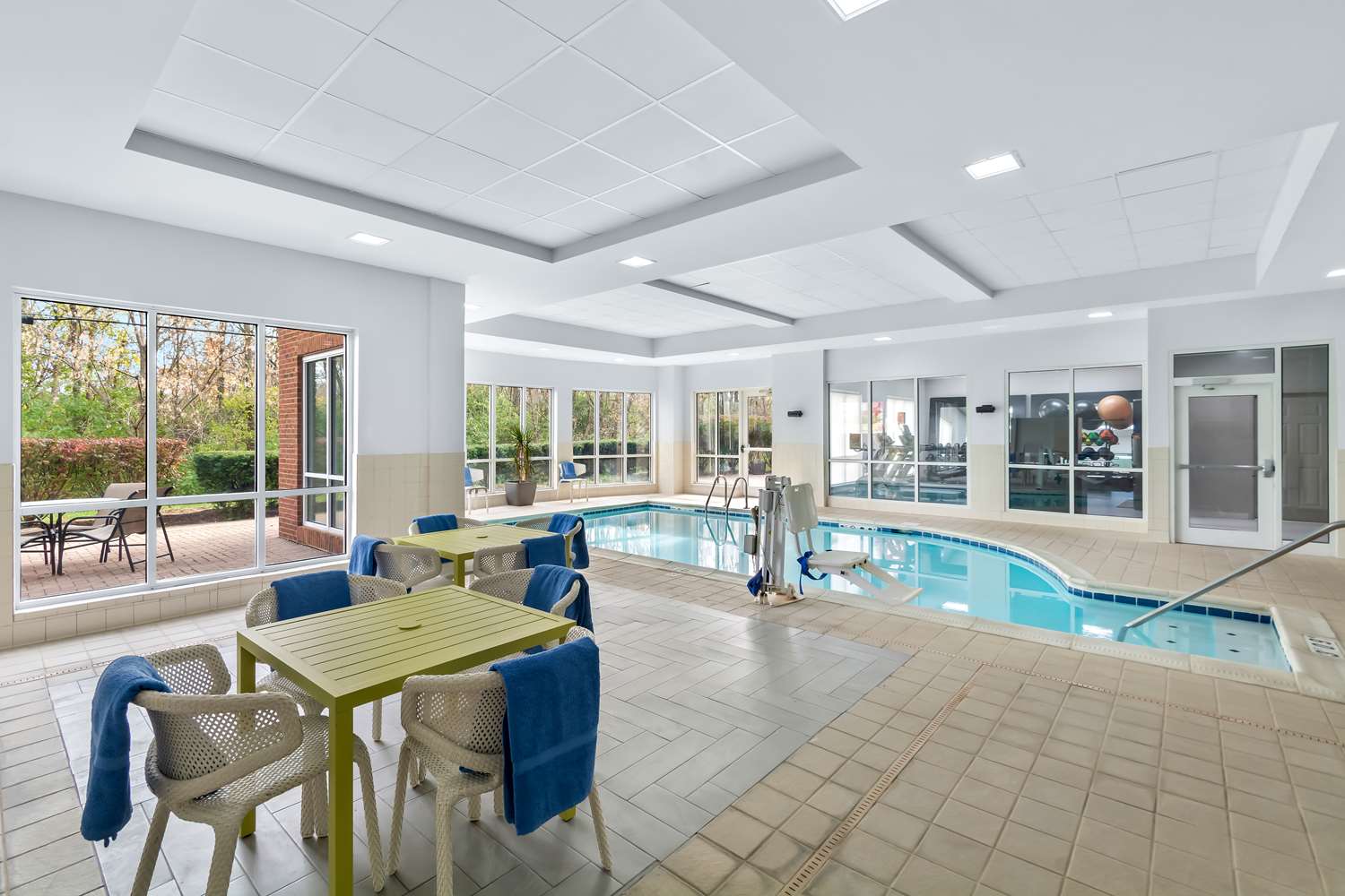 Фото Hilton Garden Inn Lexington Georgetown
