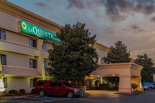 Гостиница La Quinta Inn & Suites by Wyndham N Little Rock-McCain Mall в Норт Литтл Рок