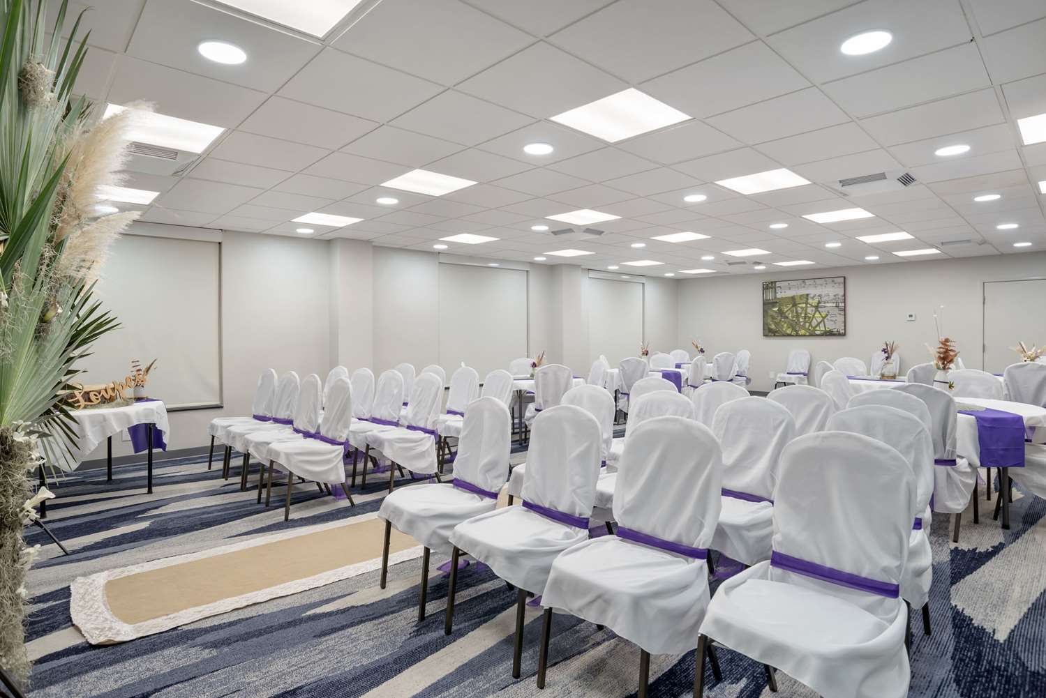 Фото Comfort Inn & Suites New Orleans Airport North