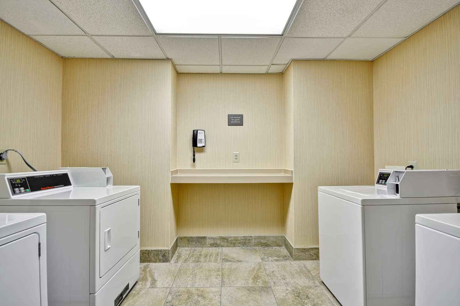 Фото Hampton Inn & Suites Charleston/Mt. Pleasant-Isle Of Palms