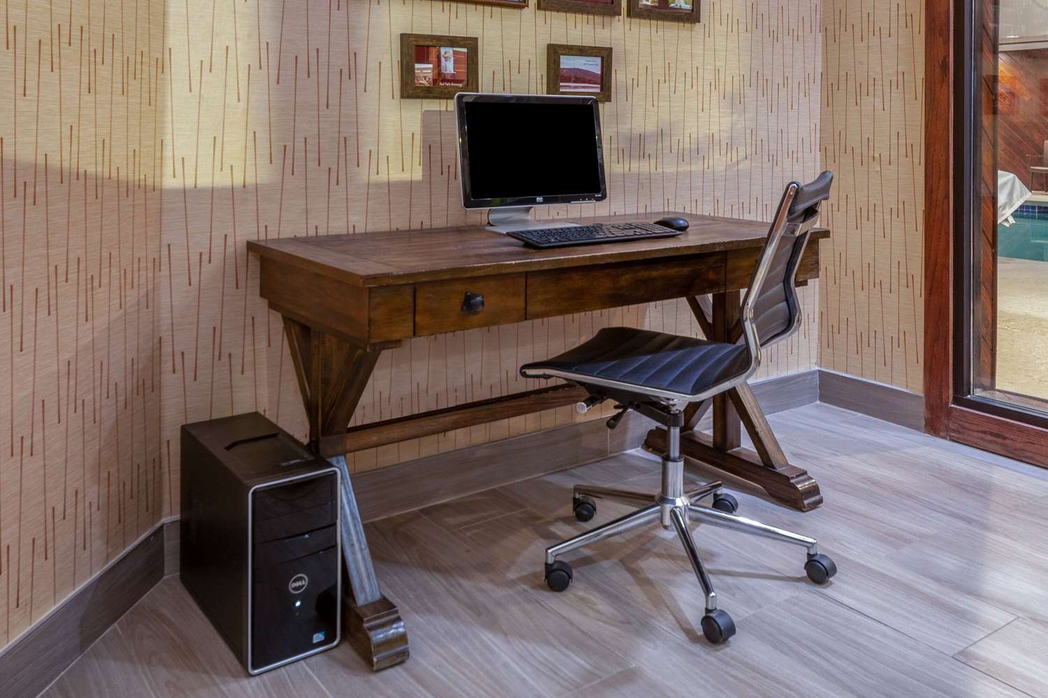 Фото Super 8 by Wyndham Wausau