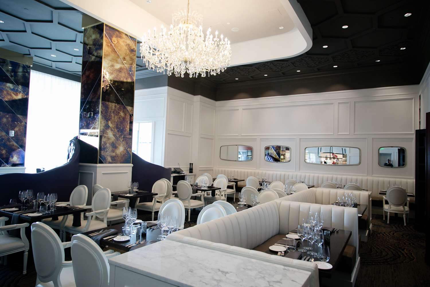 Фото Hilton Norfolk The Main