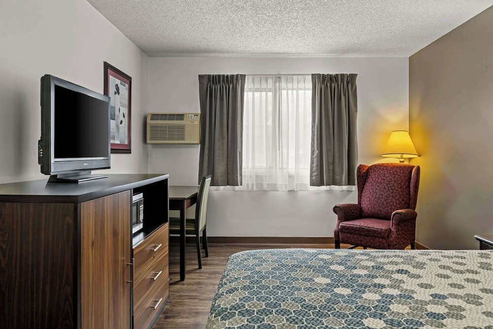 Фото Rodeway Inn Billings Logan Intl Airport, Near St. Vincent Hospital