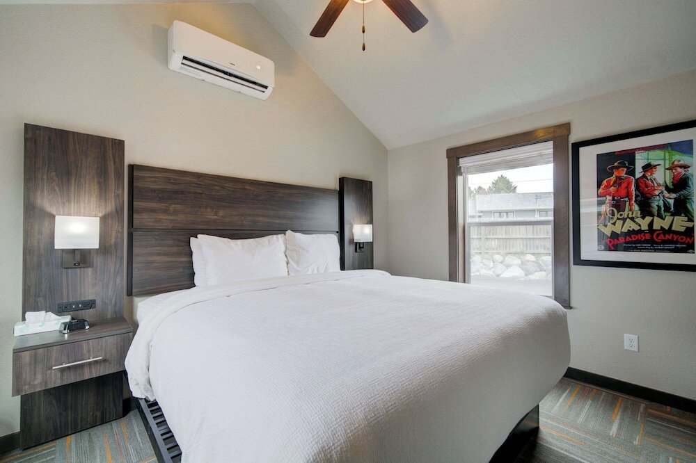 Фото The Ridgeline Hotel at Yellowstone, Ascend Hotel Collection