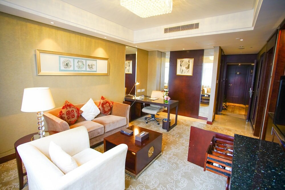 Фото Grand Soluxe International Hotel Xi'an