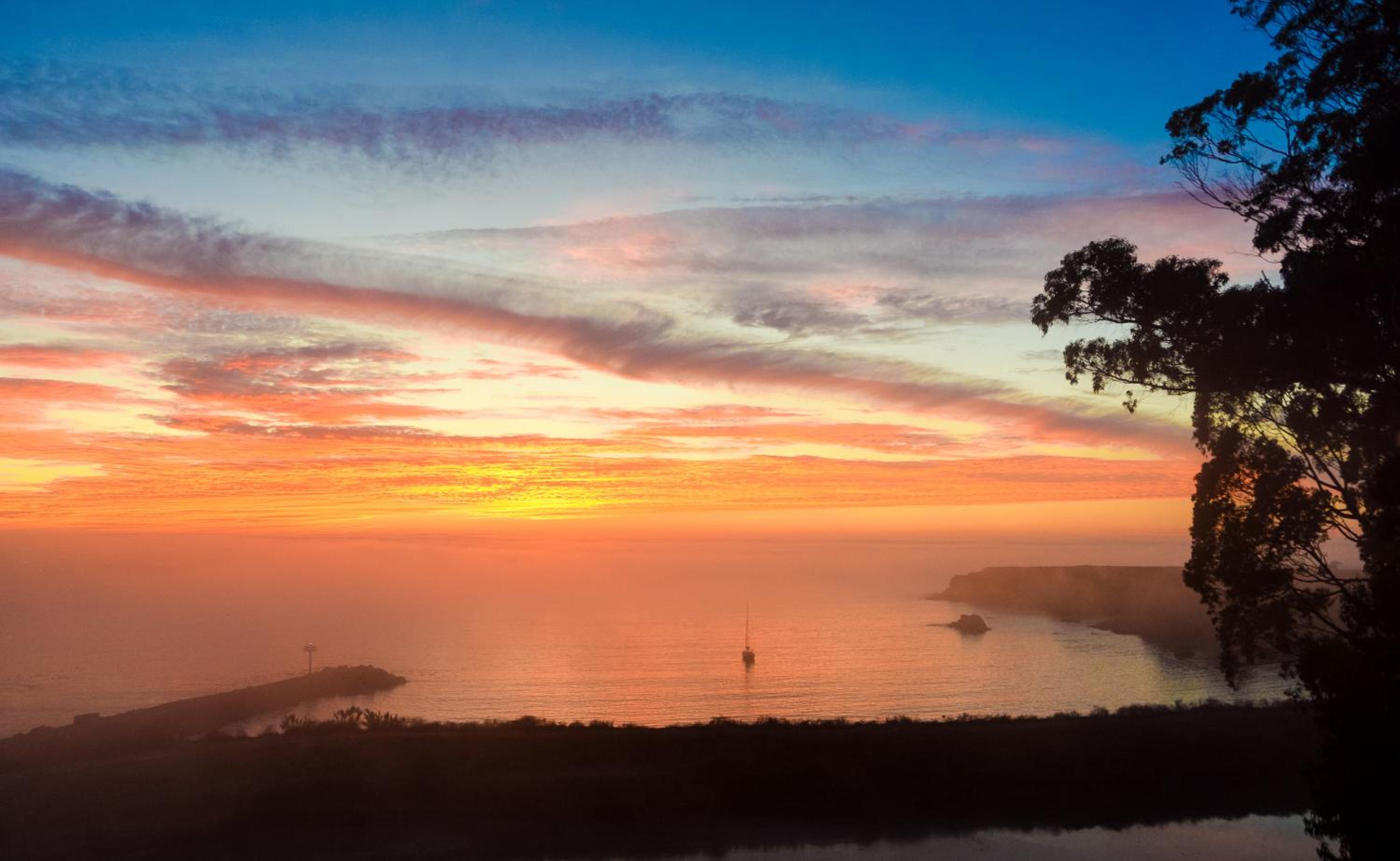 Фото North Cliff Hotel