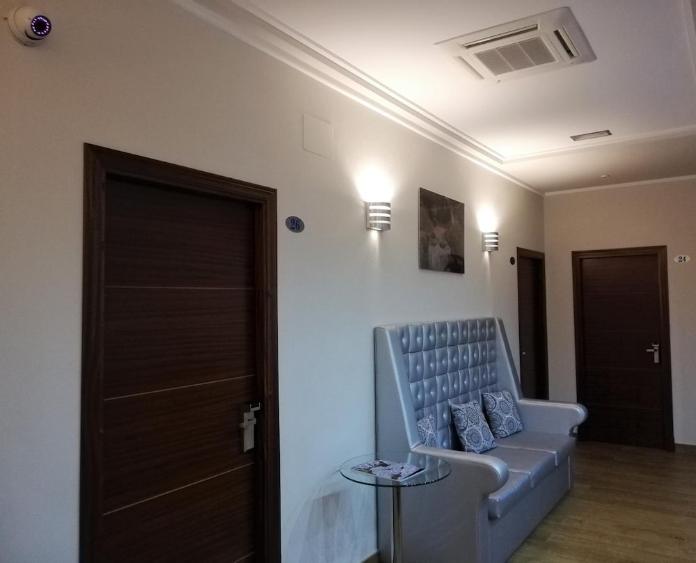 Фото Lb Lebrija Hotel