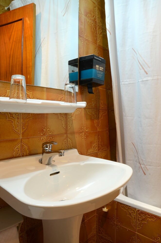 Фото Hotel El Coloso