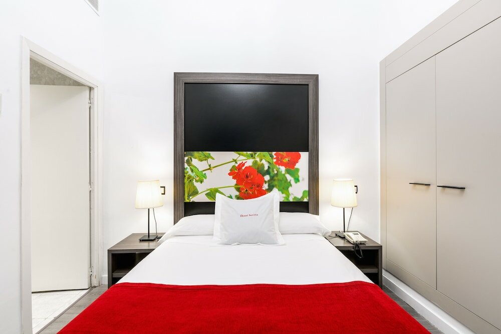 Фото Hotel Sevilla