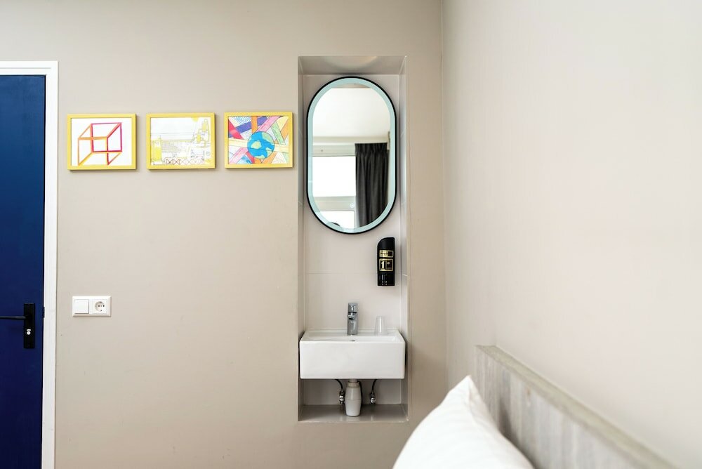 Фото Hotel Crown