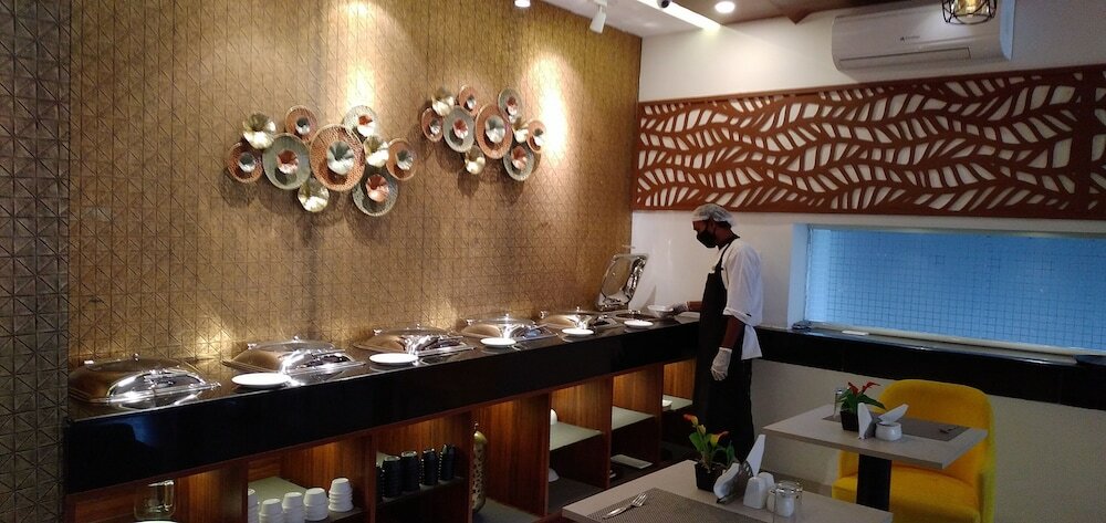 Фото Regenta Inn Indiranagar